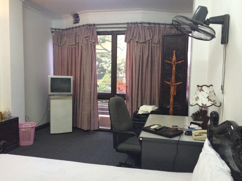Ngoc Linh Hotel Hanoi Zimmer foto