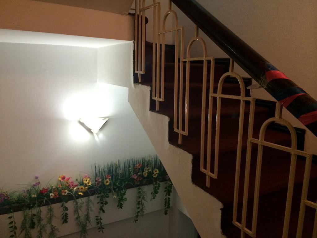Ngoc Linh Hotel Hanoi Exterior foto